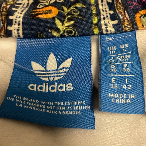 ***Adidas ** Original Women’s Ciranderia Firebird
Track Jacket - Picture 2 of 13